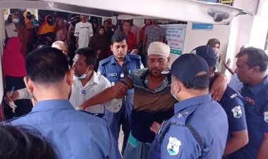 দোহারে জেলেদের হামলায় ৭ নৌ-পুলিশ সদস্য আহত