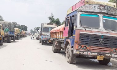 বাংলাবান্ধা স্থলবন্দর দুই দিন বন্ধ