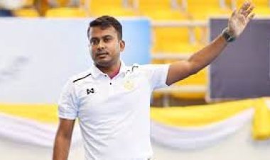 টুর্নামেন্টের প্রথম দিনে পিছু হটলেন আম্পায়াররা