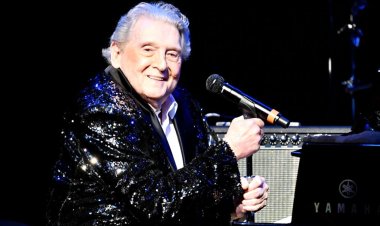  চলে গেলেন ‘রক এন রোল’ তারকা জেরি লি লুইস