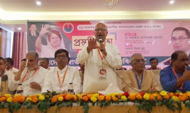 আন্দোলনের মাধ্যমে সরকারকে হটাতে মানুষ জাগ্রত হয়েছে : ড.মোশাররফ