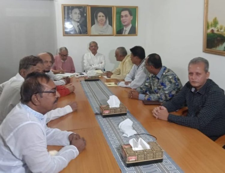 খালেদা জিয়ার নেতৃত্বেই সরকার হটানোর যুগপত আন্দোলন: মির্জা ফখরুল