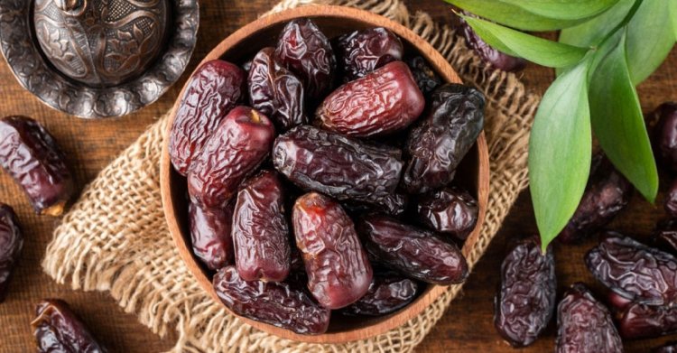 খালি পেটে খেজুর খাওয়ার উপকারিতা