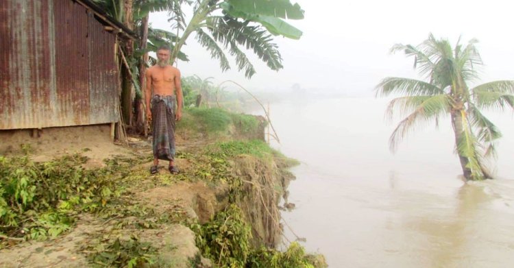 গড়াই নদীর ভাঙনে হুমকির মুখে ৮ গ্রাম