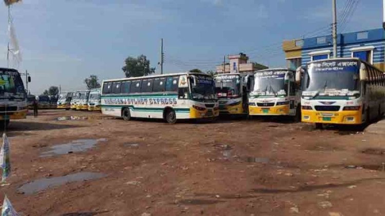 হবিগঞ্জ থেকে সারাদেশে বাস চলাচল বন্ধ, দুর্ভোগে যাত্রীরা