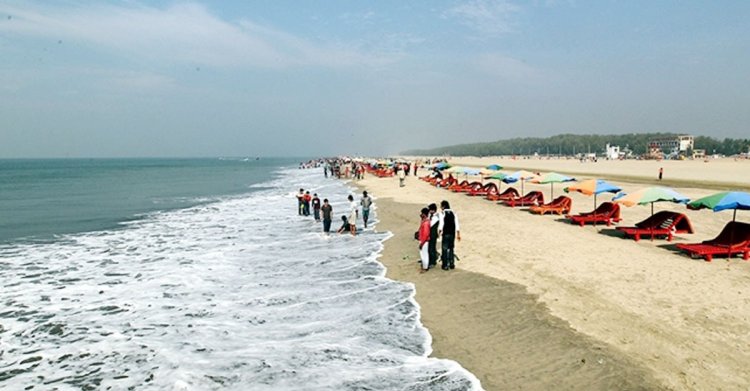 কক্সবাজার সমুদ্র সৈকতে গোসল করতে নেমে পর্যটক নিখোঁজ