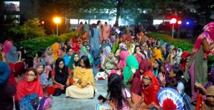 ইবি ছাত্রী হেনস্তা, প্রতিবাদে বিক্ষোভ