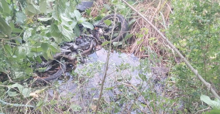  পাবনায় সড়কে প্রাণ গেল দুলাভাই-শ্যালিকার