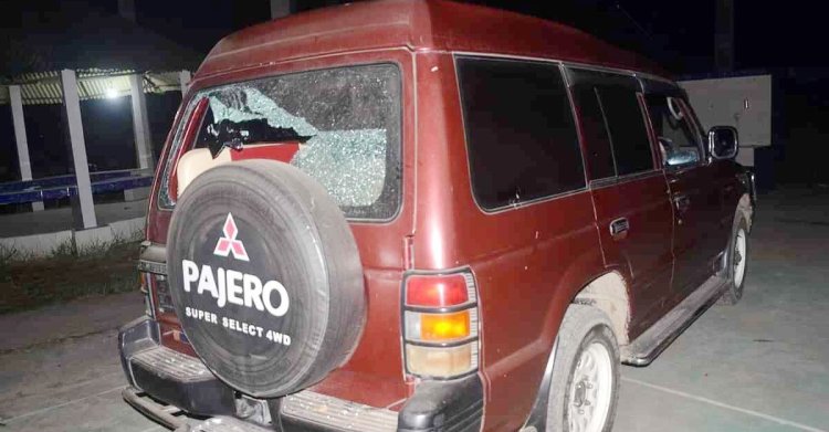 কুষ্টিয়ায় উপনির্বাচন ঘিরে সংঘর্ষ, ইউএনওর গাড়ি ভাঙচুর