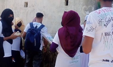 ফরিদপুরে বিদায় অনুষ্ঠানে র‌্যাগ ডের নামে শিক্ষার্থীদের অশ্লীলতা