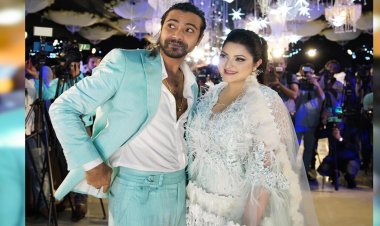 মাঠে নামছেন রাজ-পরী, হাতে থাকছে হকি