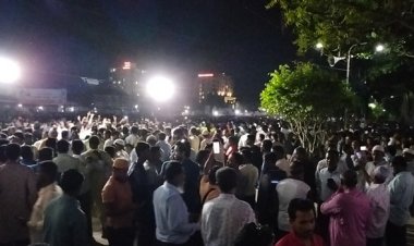 সারাদেশ থেকে বিচ্ছিন্ন বরিশাল নগরী, লাখো মানুষের গন্তব্য বঙ্গবন্ধু উদ্যান