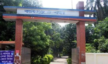 ঘুমন্ত শিশুপুত্রকে গলা কেটে হত্যা, বাবা গ্রেফতার