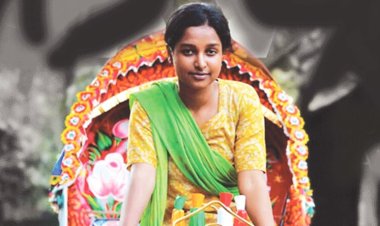 আন্তর্জাতিক চলচ্চিত্র পুরস্কার জিতেছে ‘রিকশা গার্ল’