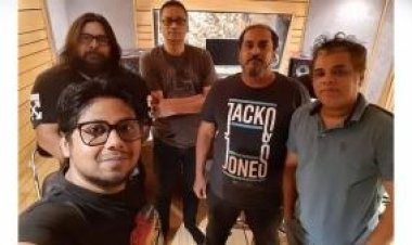 আবারও ভারত মাতাতে যাচ্ছে ‘শিরোনামহীন’