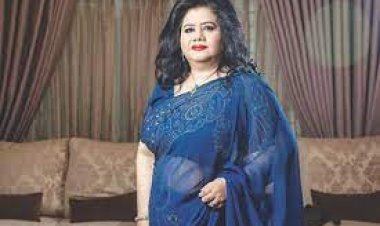 রুনা লায়লার জন্মদিনে উপলক্ষে গাইলেন তারা