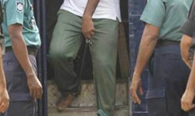 আদালতে হাজিরা: জঙ্গিদের ডান্ডাবেড়ি পরাতে কারাগারে পুলিশের চিঠি