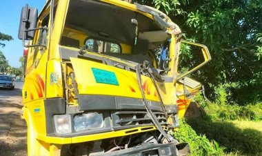 মীরসরাইয়ে থেমে থাকা পিকআপে বাসের ধাক্কায় নিহত ৩