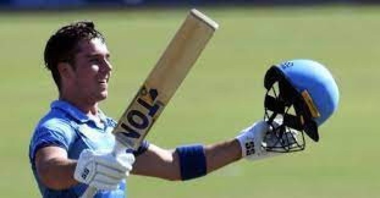  ৩৫ বলে সেঞ্চুরি করে ডি ভিলিয়ার্সের প্রশংসাও পেলেন ‘বেবি এবি’ 