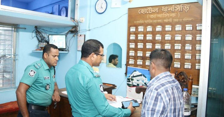 বরিশালে হোটেলে হোটেলে যাচ্ছে পুলিশ, টার্গেট বিএনপির সমাবেশ?