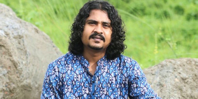  সড়ক দুর্ঘটনায় প্রাণ হারালেন গীতিকার বিশাল