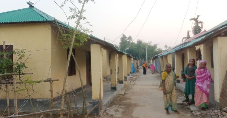 নিয়েছেন প্রধানমন্ত্রীর উপহারের ঘর, থাকেন শহরে ভাড়া বাসায়