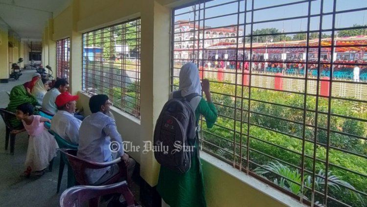 নাটোরে স্কুল বন্ধ করে আওয়ামী লীগের সম্মেলন