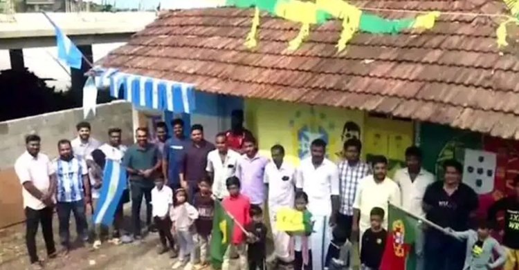 একসঙ্গে ফুটবল বিশ্বকাপ দেখতে পুরো বাড়ি কিনল ১৭ বন্ধু