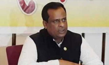 হত্যার হুমকি-মারধরের অভিযোগে রাজশাহীর এমপি আয়েনের বিরুদ্ধে মামলা