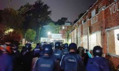 চট্টগ্রাম বিশ্ববিদ্যালয়ে ছাত্রলীগের দুই গ্রুপে সংঘর্ষ, আহত ২০