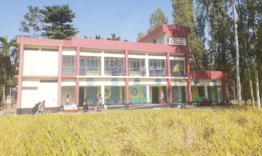 প্রভাবশালীদের বিরুদ্ধে স্কুলে যাওয়ার রাস্তা বন্ধ করে দেয়ার অভিযোগ