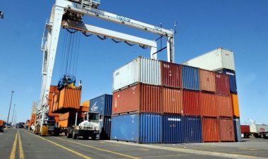 চার মাসে বাণিজ্য ঘাটতি ১ লাখ কোটি টাকার বেশি