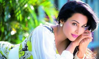 লিভ-ইন সম্পর্ক: মেরে নায়িকার চোয়ালের হাড় ভেঙে দেয় প্রযোজক