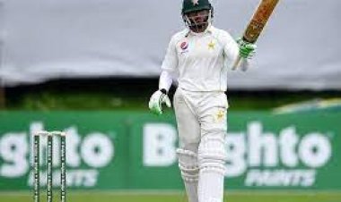  অভিষেক টেস্টের প্রথম সেশনেই ৫ উইকেট!