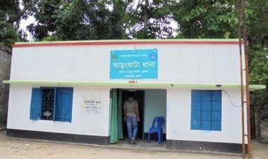 পুলিশ পরিচয়ে স্বামীকে আটকে রেখে স্ত্রীকে গণধর্ষণ