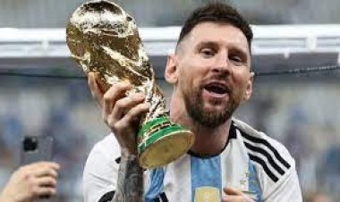  ব্রাজিলে পেলের মতো সম্মান দিতে আমন্ত্রণ মেসিকে