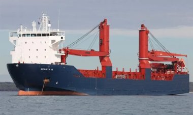 মার্কিন নিষেধাজ্ঞার কবলে থাকা জাহাজ গ্রহণে রাশিয়ার চাপ-হুমকি, প্রত্যাখ্যান বাংলাদেশের