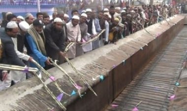 ৬৬ কোটি টাকা লোকসান নিয়ে জয়পুরহাট চিনিকলে আখ মাড়াই শুরু