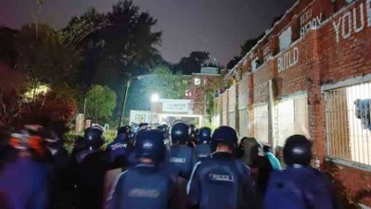 চট্টগ্রাম বিশ্ববিদ্যালয়ে ছাত্রলীগের দুই গ্রুপে সংঘর্ষ, আহত ২০