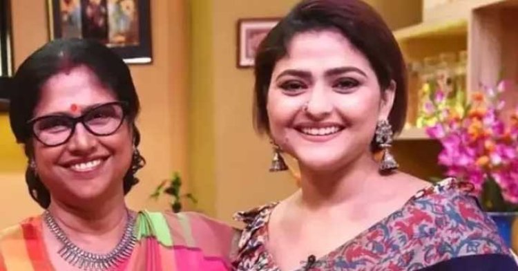  চিকিৎসায় গাফিলতি! বিস্ফোরক ঐন্দ্রিলার মা