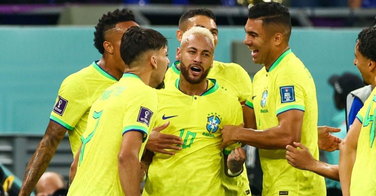 গোল নাচ ছন্দে কোয়ার্টারে ব্রাজিল