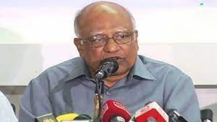 সরকার ব্যর্থতা আড়াল করে ইতিহাস বিকৃত করছে: ড. মোশাররফ