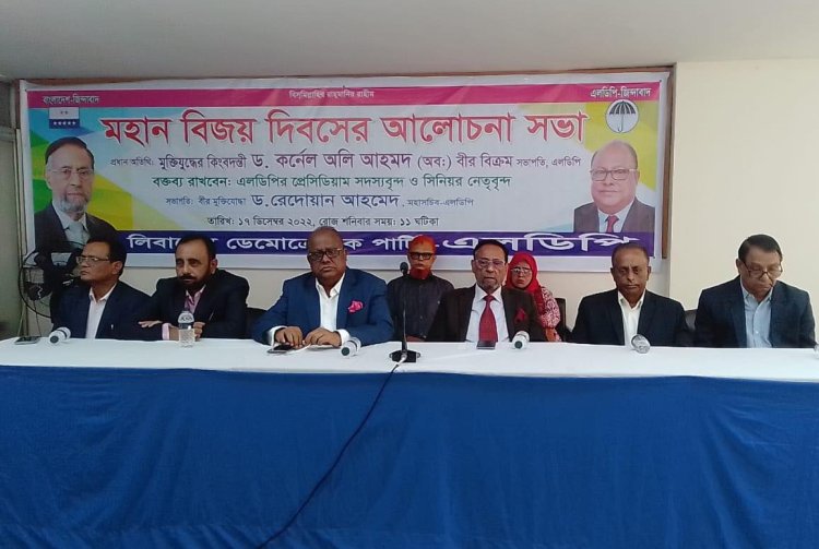 উন্নয়নের নামে সরকার মানুষকে কবর দিয়েছে: কর্নেল অলি