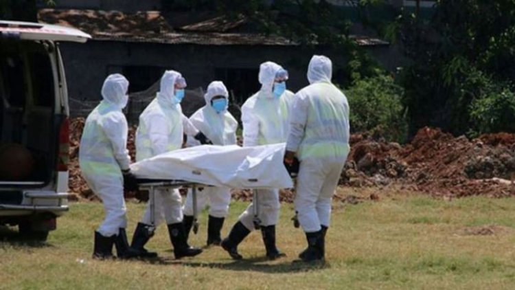  করোনা : চীনে আগামী বছর ১০ লাখ মানুষের মৃত্যুর শঙ্কা