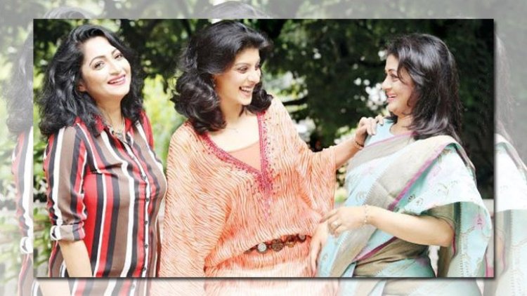 বন্ধুত্বের ৩০ বছর পার করলেন মৌ-তানিয়া-সুইটি