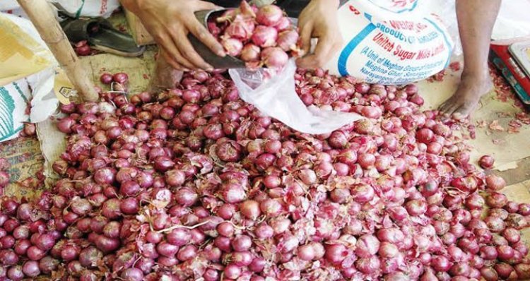 বাড়ছে পেঁয়াজের দাম