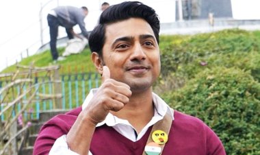  নতুন বছরে রেকর্ড গড়েছে দেবের ‘প্রজাপতি’