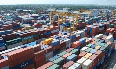 পাঁচ মাসে বাণিজ্য ঘাটতি ১১.৭৯ বি‌লিয়ন ডলার বৈদেশিক লেনদেনের ঘাটতি বেড়ে তিনগুণ