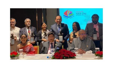 শিক্ষায় অবদানের জন্য ‘এনআরবি ডে অ্যাওয়ার্ড’ পেয়েছেন নর্থ সাউথের উপাচার্য