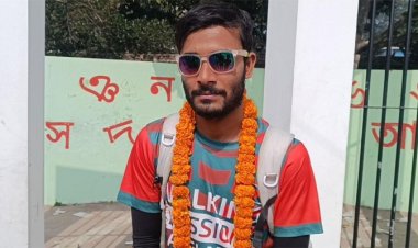  ৬৪ দিনে ৬৪ জেলা হেঁটে ভ্রমণ করে রেকর্ড গড়লেন ইউসুফ